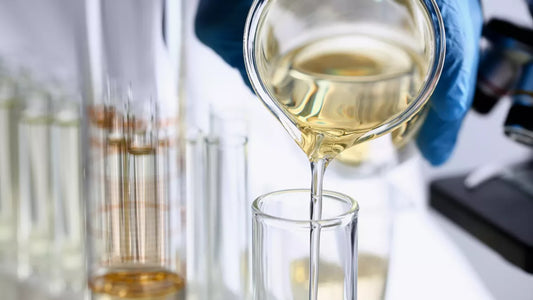 Huiles minérales : elles sont partout et pourtant si mauvaises !