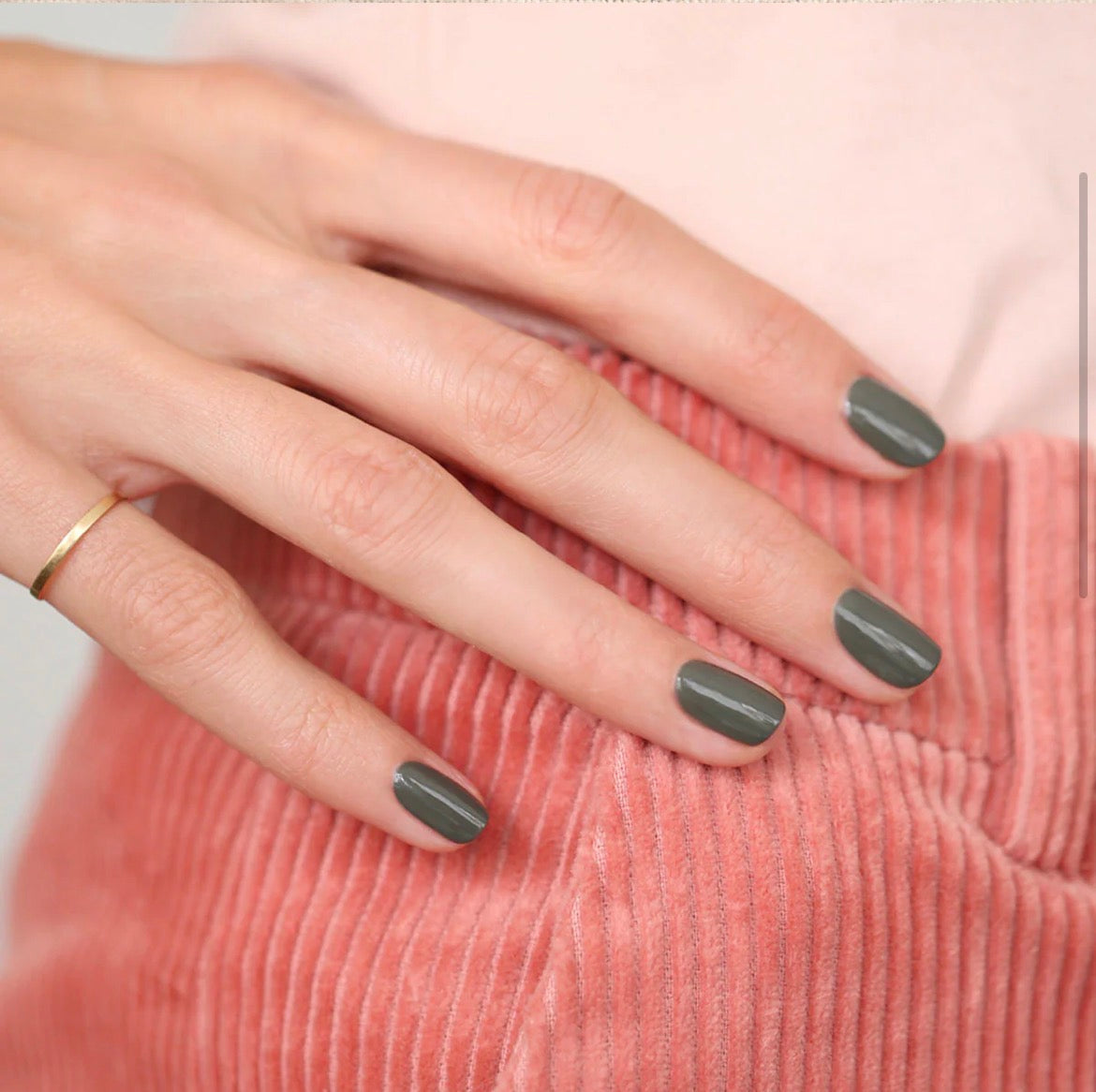 Kaki | Semi-permanent